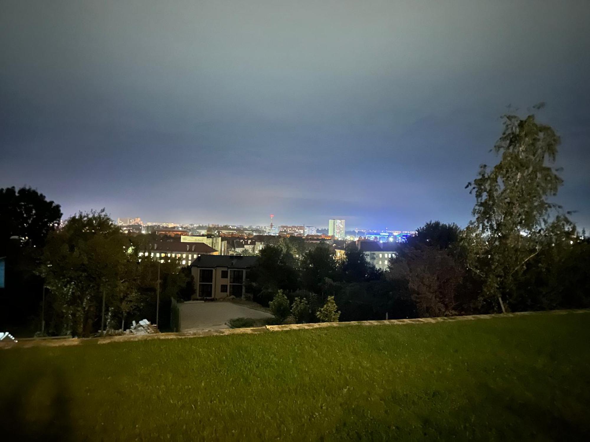 Панорамні Апартаменти Uzhhorod Luaran gambar